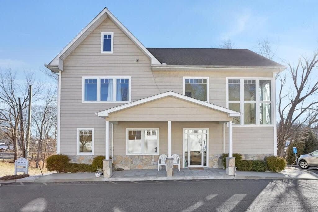 Cozy 1 Bedroom Apt Kitchen Central Danbury Exterior foto